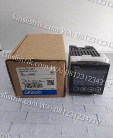 Temperature Controller E5CN-Q2T Omron